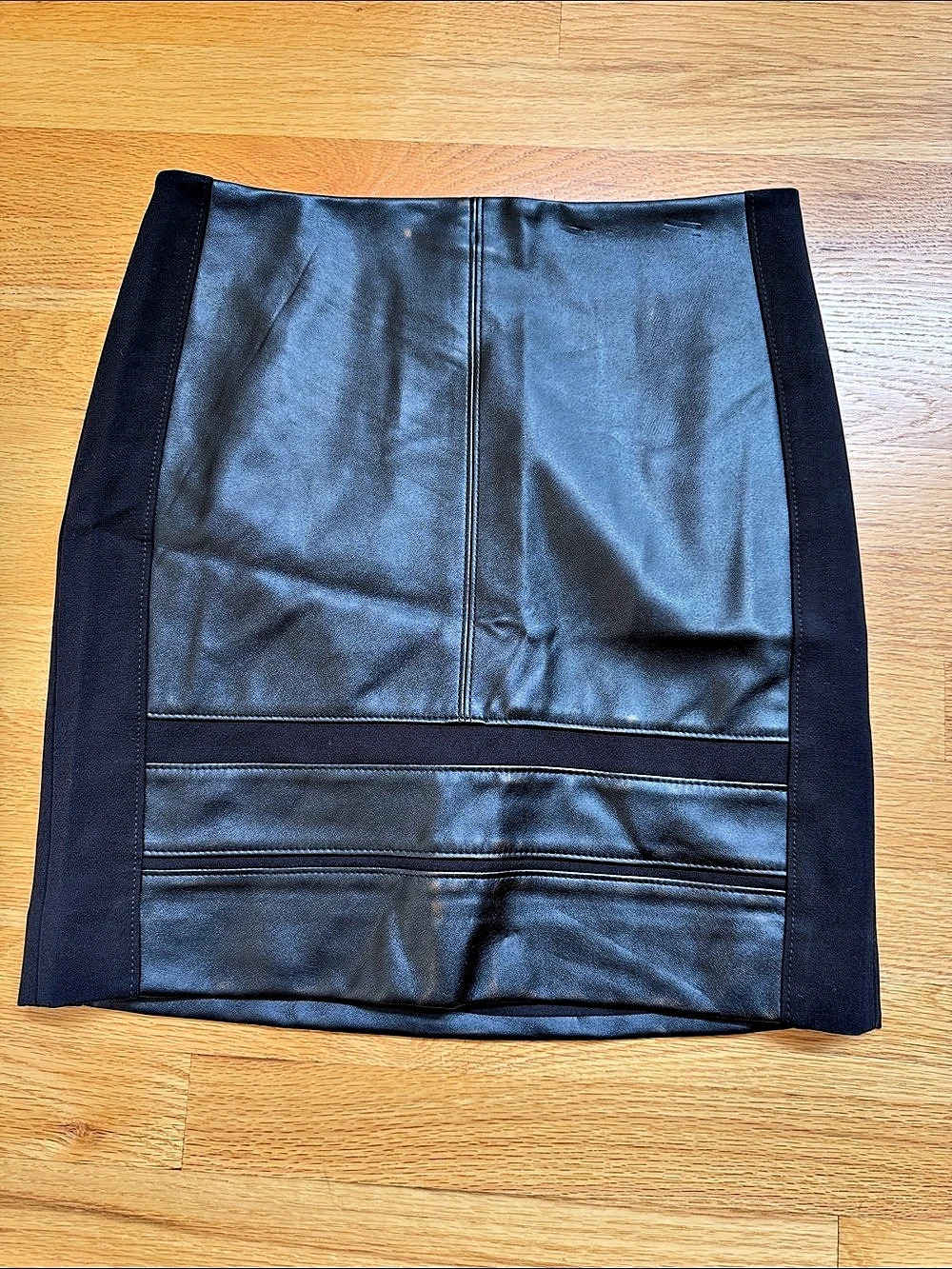 White House Black Market Faux Leather Paneled Pencil Skirt Size 0
